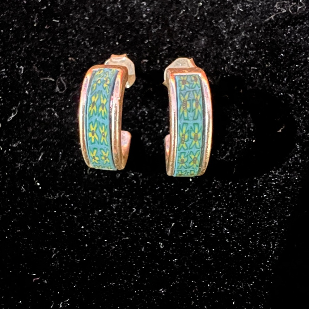 Elegant Gold Floral Hippy Small Hoop Earrings